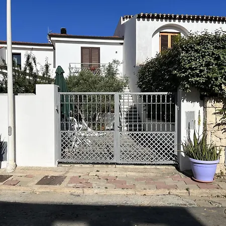 Casa Vacanze Nana Con Cortile Tortolì