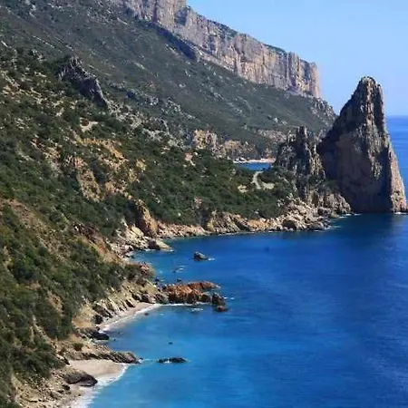 Casa Vacanze Nana Con Cortile * Tortolì
