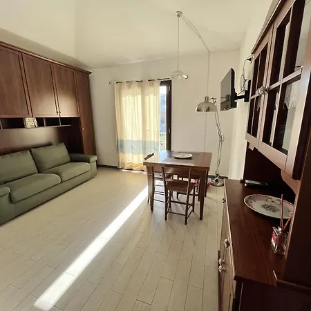 Apartment Casa Vacanze Nana Con Cortile Tortolì