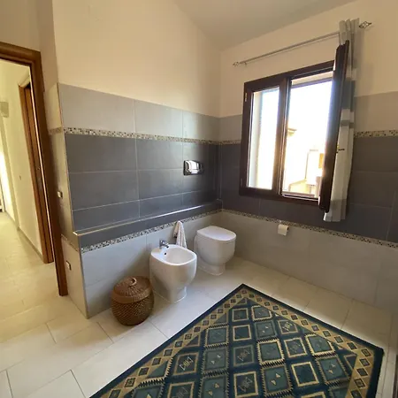 Casa Vacanze Nana Con Cortile * Tortolì